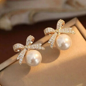 Rhinestone Bow & Faux Pearl Design Stud Earrings NEW